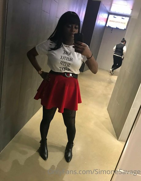 simonesavage art pornstar img