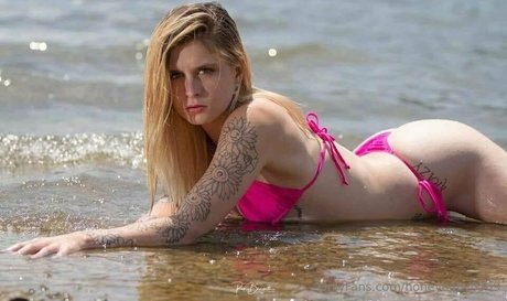 honeybaby0569 erotic star gallery