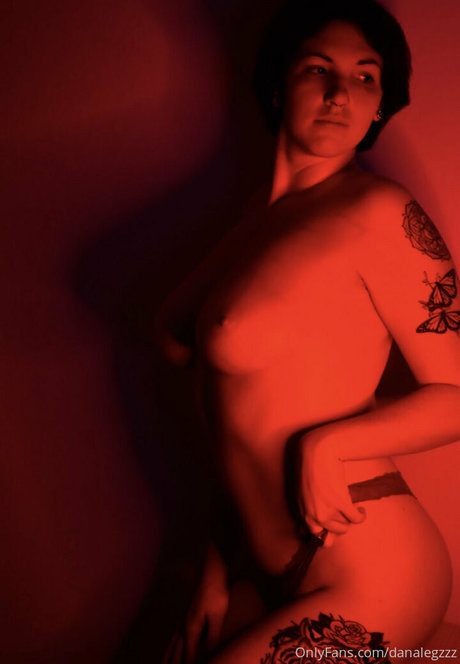 danalegzzz perfect model images