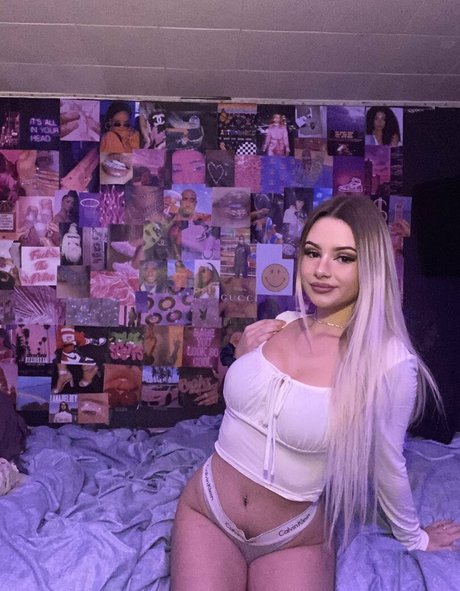 Breezybabes free model pic