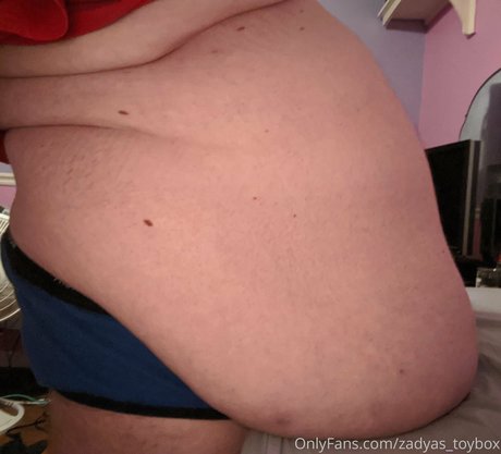 zadyas toybox beautiful actress pic