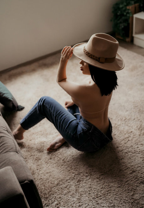 lesbian fingering onlyfans hot xxx galleries