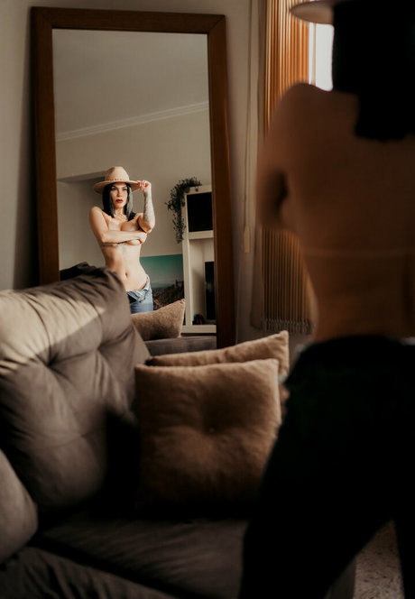 eujeamaral art model pic