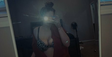 urfavslxtt hot star img