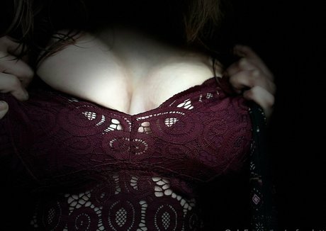 urfavslxtt free actress image