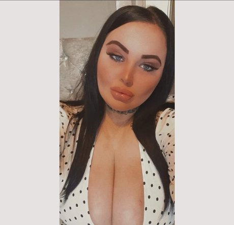 Ebony Marie free pornstar pic