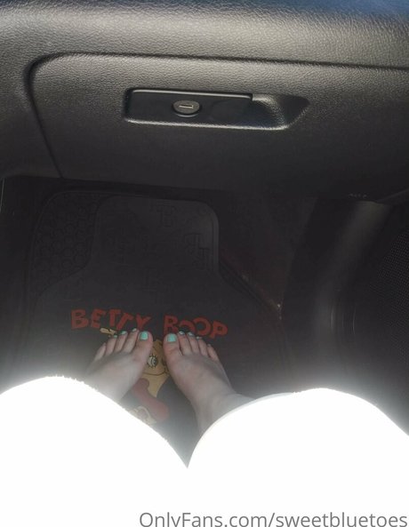 sweetbluetoes nice actress pics