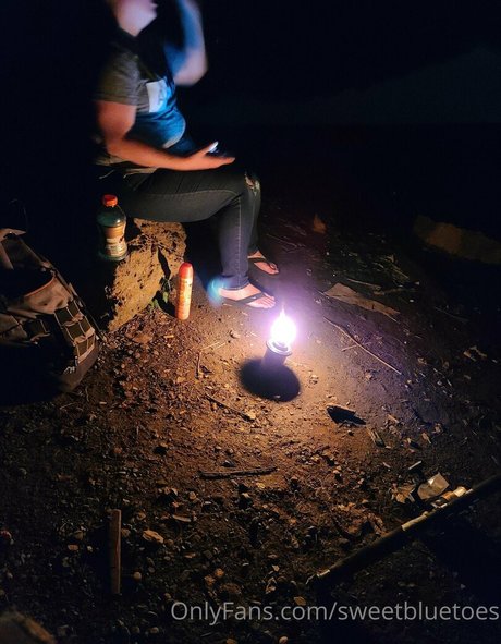 sweetbluetoes star exclusive photos