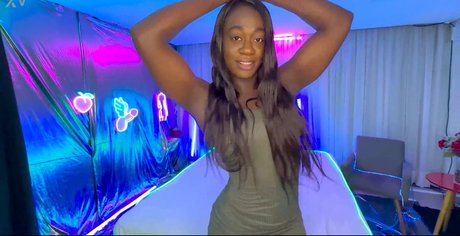 Fernanda Chocolatte nudes model pics