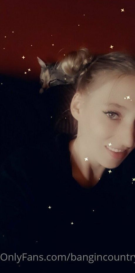 bangincountrygal high quality model pic