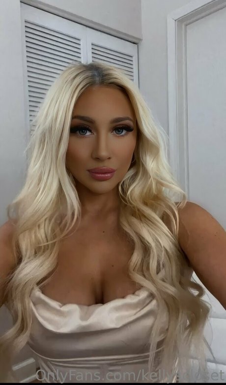 kellyscloset star pornographic photos
