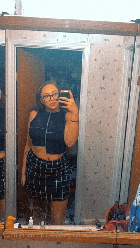 female popular onlyfans free xxx galleries