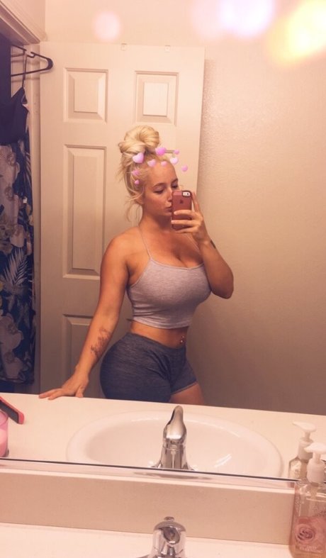 kendrakashmire4free pornographic model pics