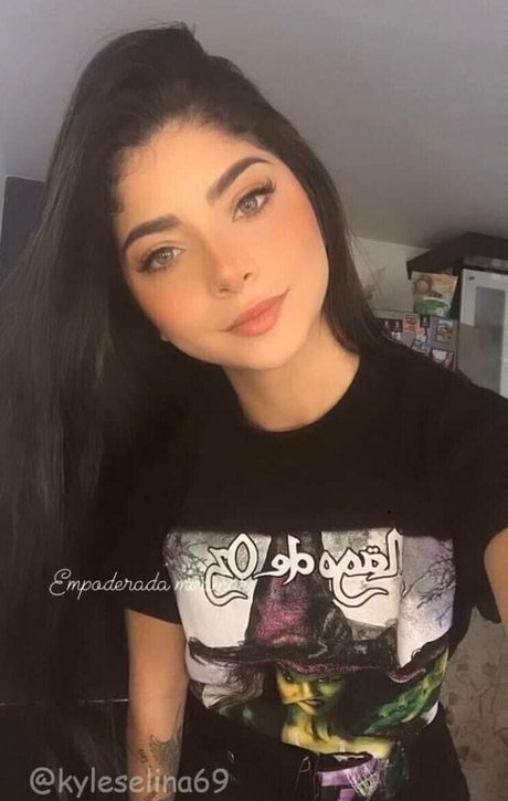 kendrakashmire4free model perfect pictures