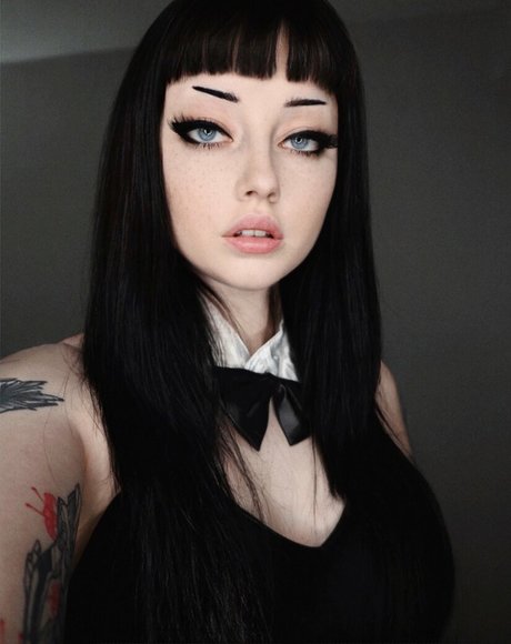 curvy kitty onlyfans art naked pic