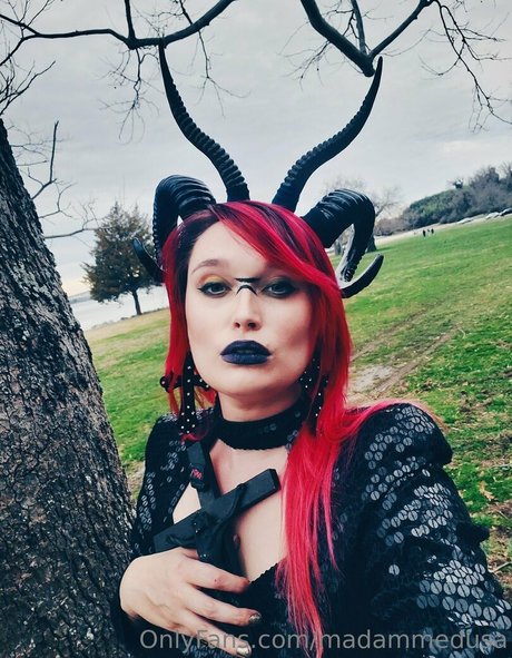 latina shemale onlyfans free nude pic