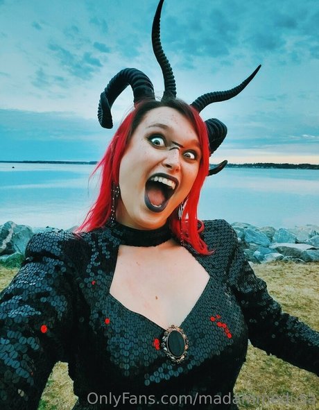 madammedusa best model galleries