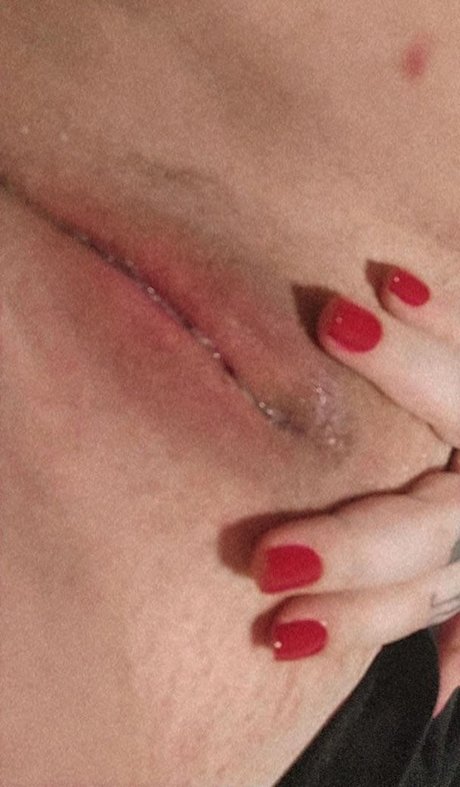 tiny onlyfans free photos