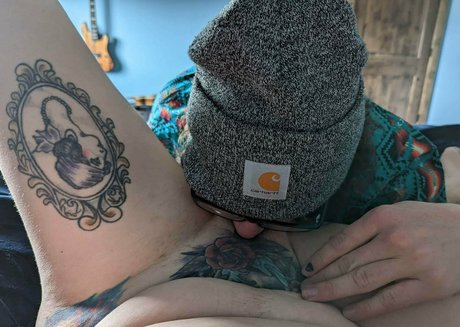 laur zombi star pretty photos