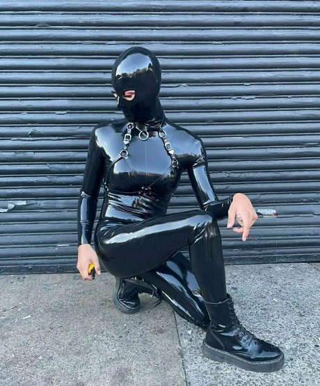 pixilust666 pornographic model gallery