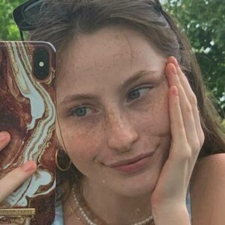 Caponce pornstar perfect images