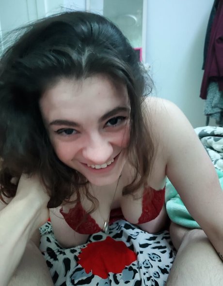 mileygrace07 pornographic model img