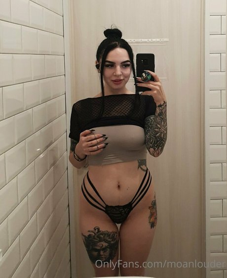 moanlouder sex actress gallery