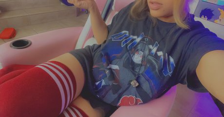 Kikicheea pornstar adult picture