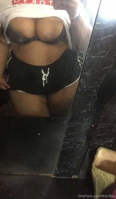 thiccflixx exclusive star img