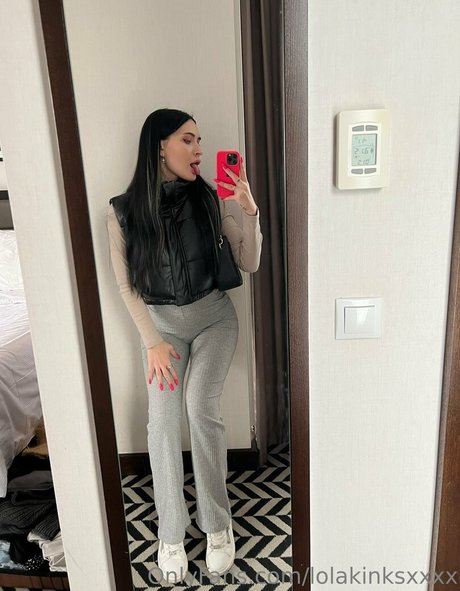 lolakinksxxxx erotic star photos