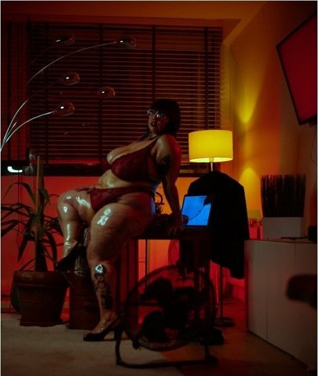 pointy tits onlyfans beautiful xxx pictures