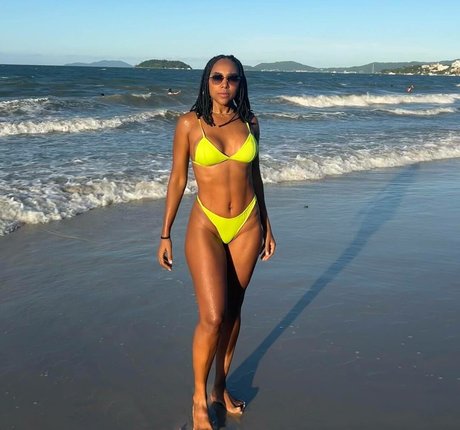 Negra Li pornstar perfect gallery