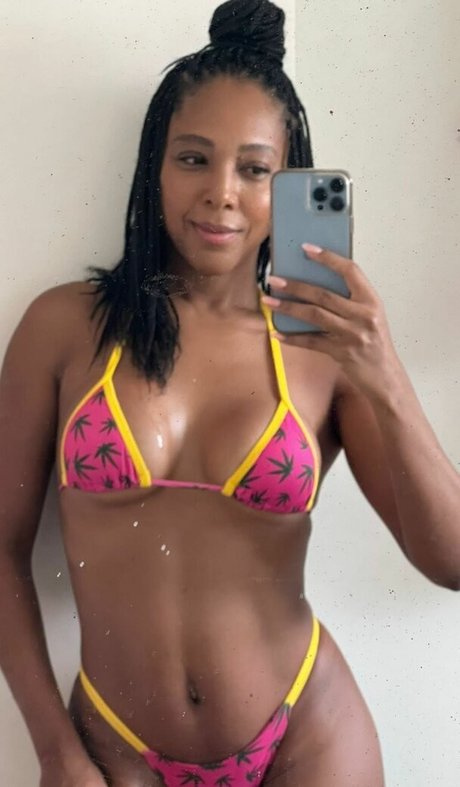 Negra Li art pornstar photo