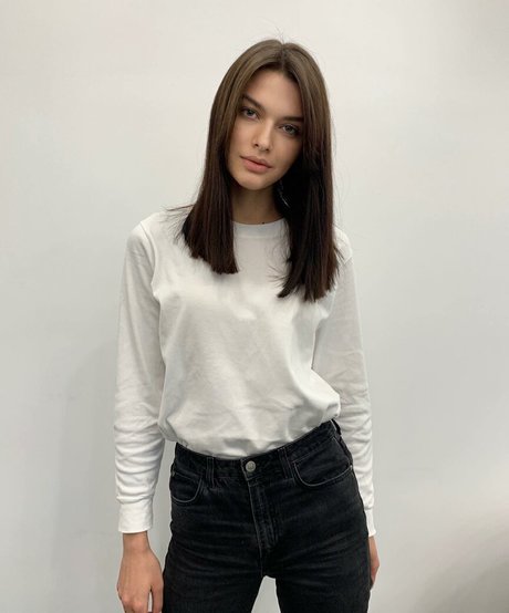 Sasha Zotova best pornstar img