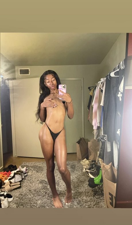 Blasianbhaby model naked pic