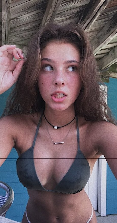 Jess Geng star naked photo