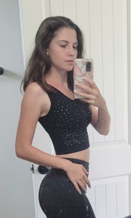 Trickyalice6 free model photos