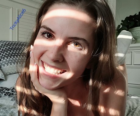 Trickyalice6 model high quality photo