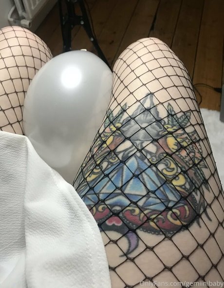 short hair onlyfans erotic img