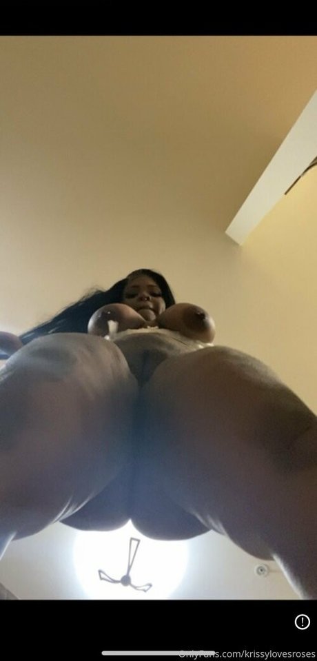 Krissylovesroses erotic model pic