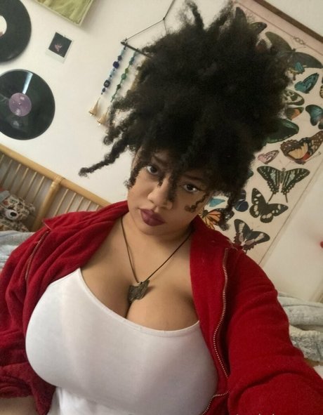 latina shemale onlyfans art nude photo