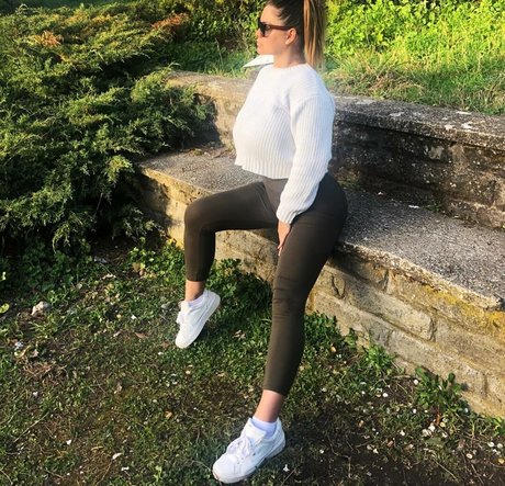 Agne Agnieska pornstar exclusive photo