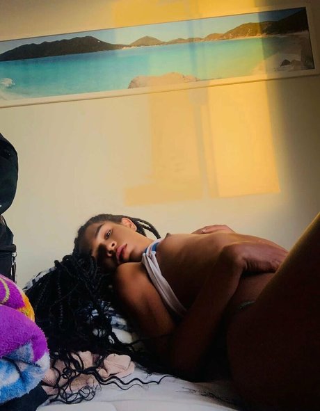 Sand Melo model nice galleries