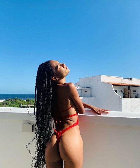 Sand Melo pretty model photos