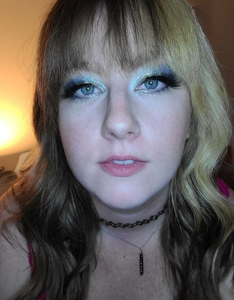 dominosweets star naked pics