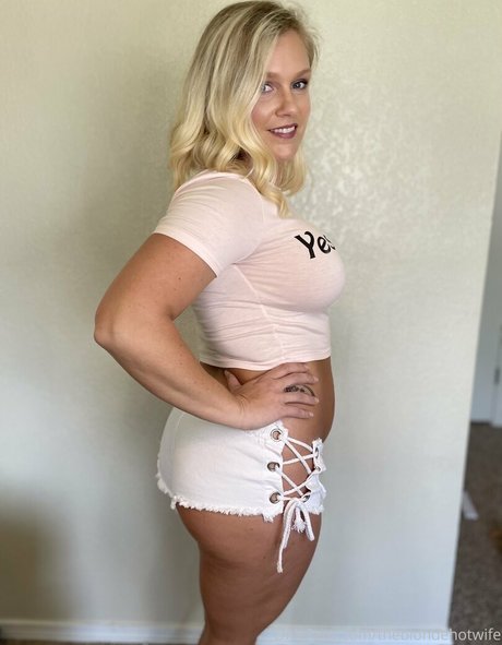 sadieandrews porn actress archive