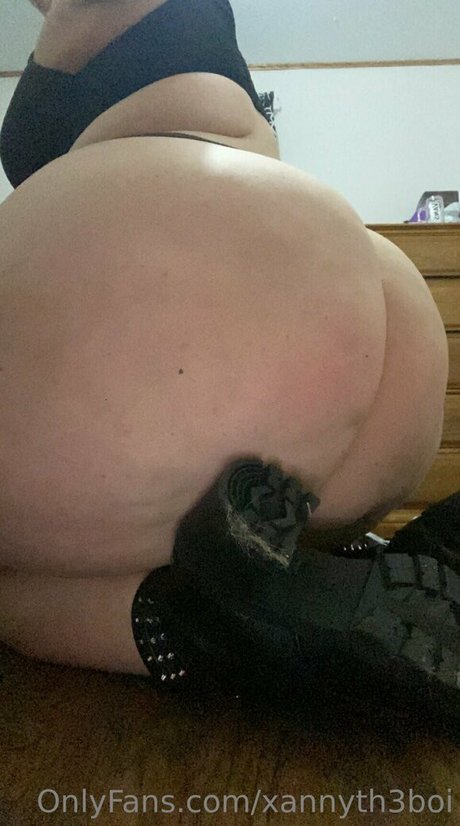 xannyth3boi pornographic star photos