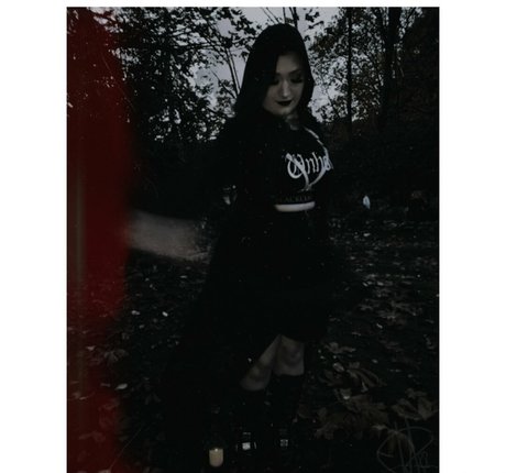 goth threesome onlyfans free porn pics