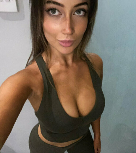 Charlotte Lion naked actress gallery