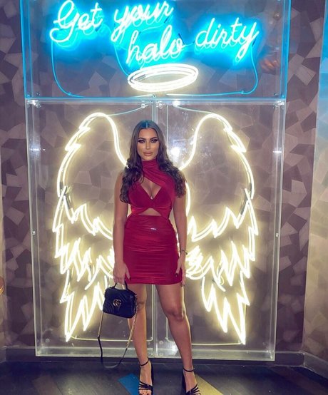 hairy pregnant onlyfans nude archive